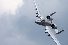 开云官网首页-中国女篮面对强敌展现韧性和决心，中国女篮对阵形势