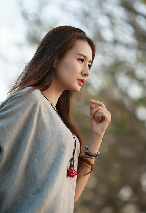 生态水域成赛道，轻艇马拉松成焦点，赛艇马拉松世界纪录