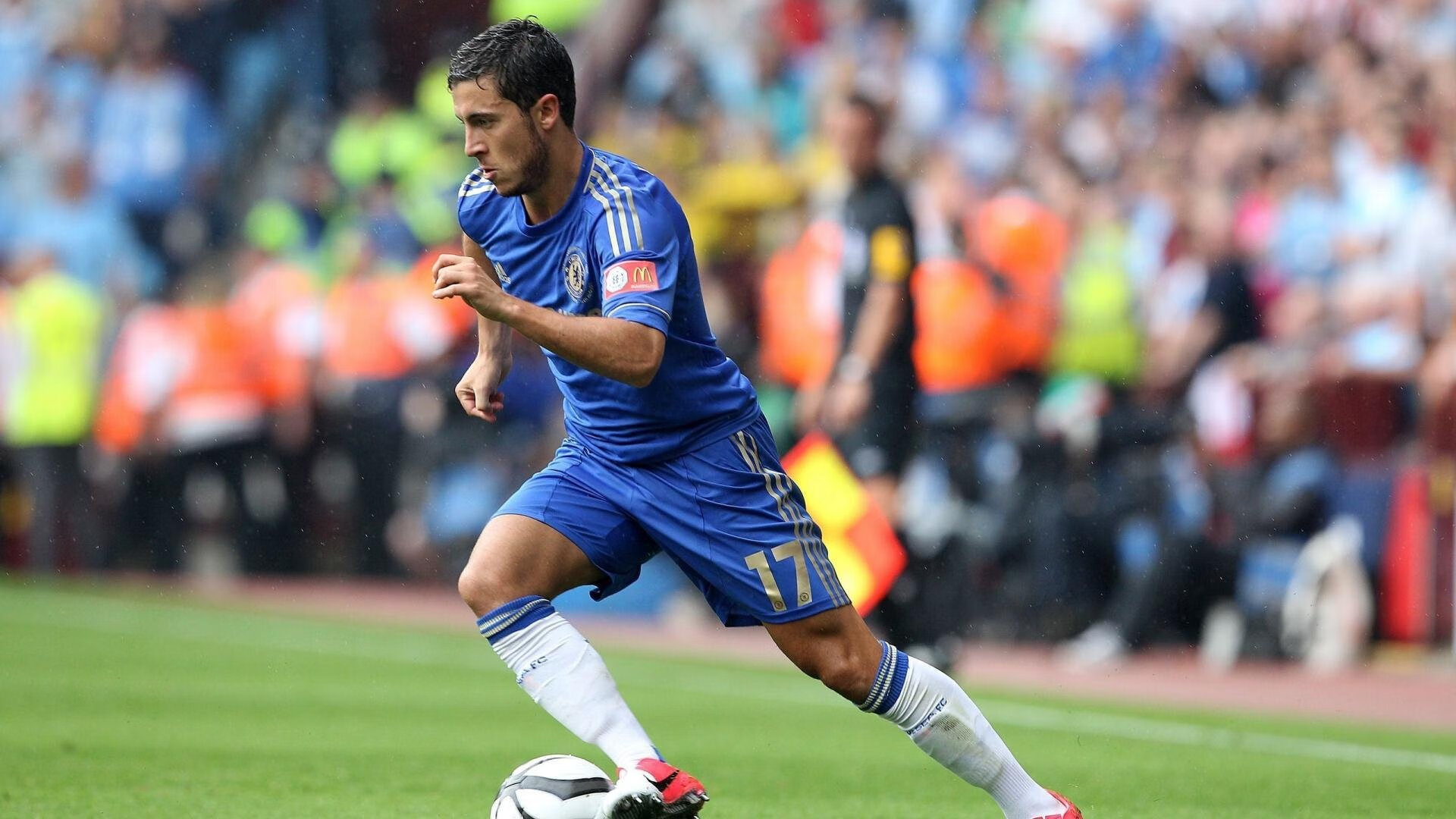 英国队后程发力逆转局势，英国队队员